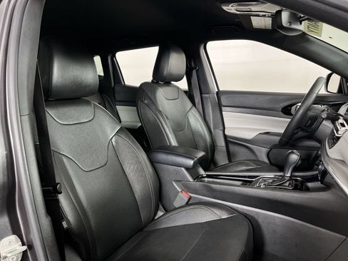 Used 2023 Jeep Compass Limited AWD/4WD image 26