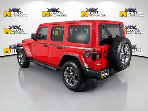 Used 2021 Jeep Wrangler Unlimited Sahara w/ Uconnect 4C Nav & Sound Group AWD/4WD image 7