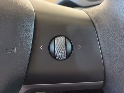 Used 2022 Tesla Model 3 Long Range image 29