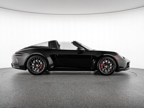 Used 2026 Porsche 911 Targa 4S AWD/4WD image 7