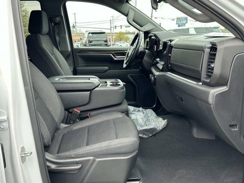 Used 2022 Chevrolet Silverado 1500 LT Trail Boss w/ Protection Package image 18