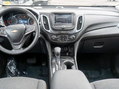 Used 2023 Chevrolet Equinox LT image 15