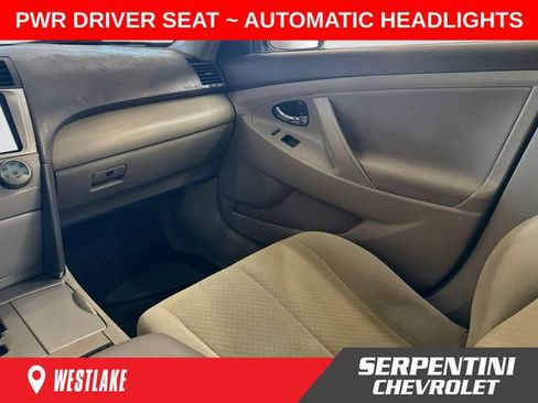 Used 2009 Toyota Camry LE FWD image 21