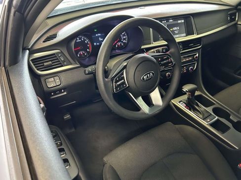 Used 2020 Kia Optima LX FWD image 12