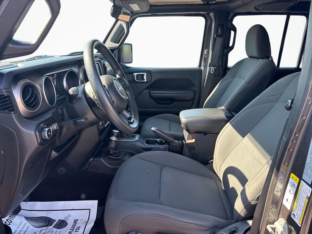 Used 2018 Jeep Wrangler Unlimited Sport AWD/4WD image 24