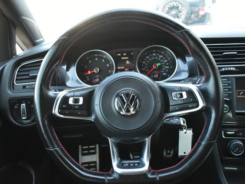 Used 2017 Volkswagen GTI S image 14