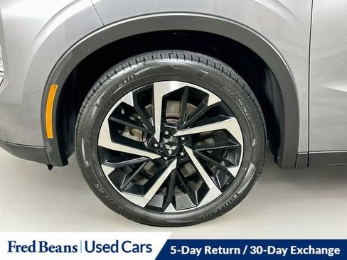 Used 2022 Mitsubishi Outlander SE FWD image 37