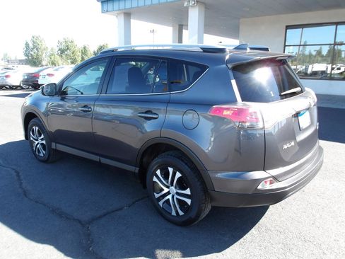 Used 2018 Toyota RAV4 LE w/ All Weather Liner Package AWD/4WD image 3