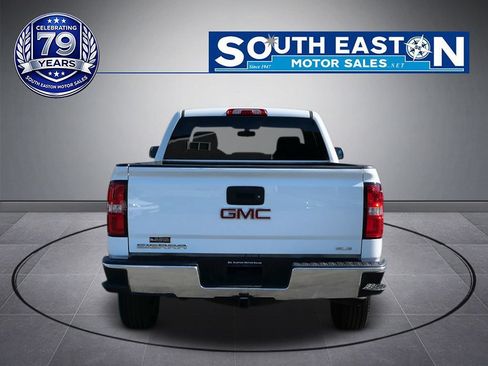 Used 2018 GMC Sierra 1500 SLE w/ SLE Value Package AWD/4WD image 4