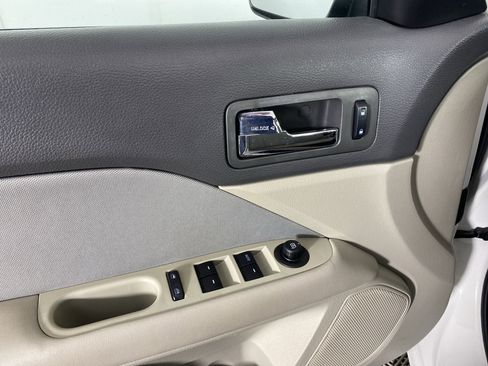 Used 2012 Ford Fusion S image 11