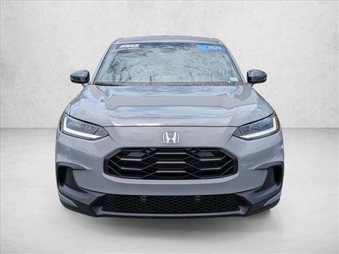 Used 2023 Honda HR-V Sport image 2