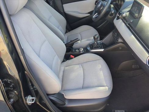 Used 2019 Toyota Yaris LE image 21