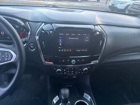 Used 2023 Chevrolet Traverse High Country image 23