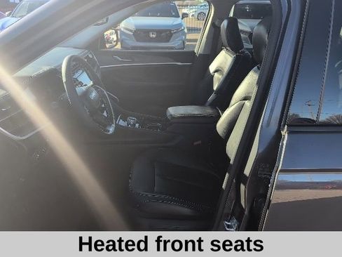 Used 2022 Jeep Grand Cherokee Limited 4xe image 12