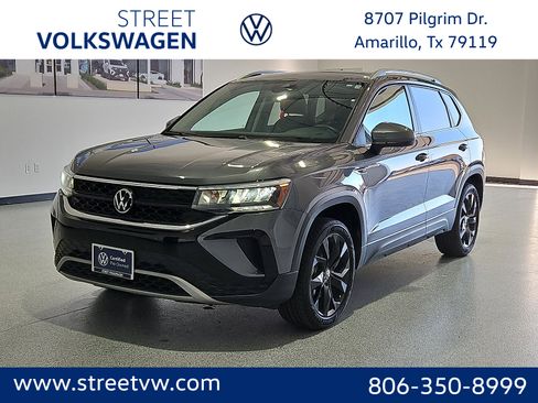 Certified 2023 Volkswagen Taos SE FWD image 1