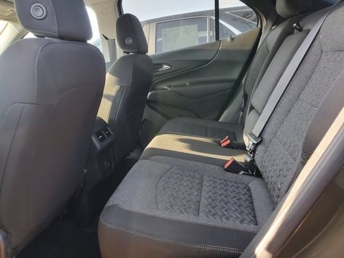Used 2023 Chevrolet Equinox LT FWD image 12