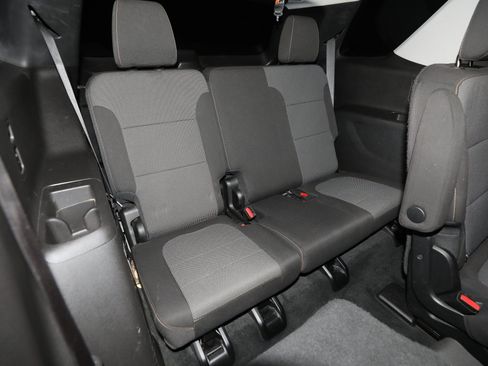 Used 2018 Chevrolet Traverse LT AWD/4WD image 39