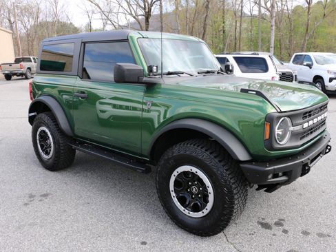 Used 2022 Ford Bronco 2-Door w/ Sasquatch Package image 9