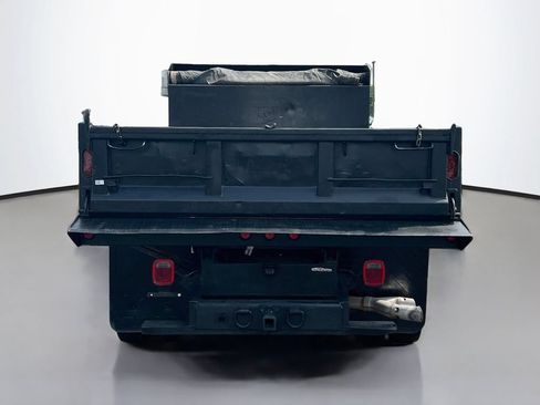 Used 2016 Ford F550 2WD Regular Cab Super Duty image 6