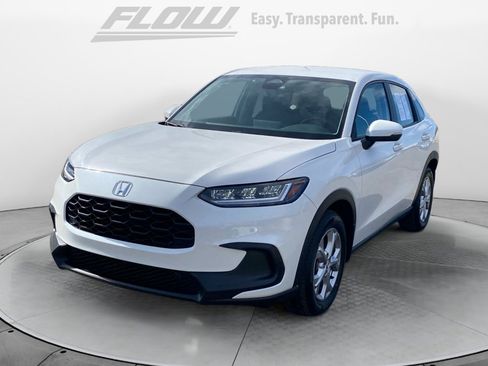 Certified 2025 Honda HR-V LX image 4