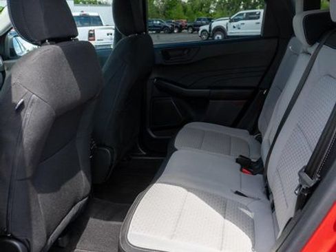 Used 2023 Ford Escape Active AWD/4WD image 11
