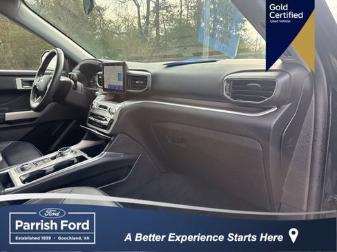 Certified 2022 Ford Explorer XLT w/ Equipment Group 202A image 31
