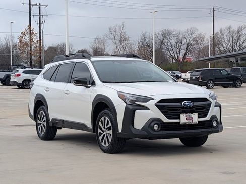 Certified 2025 Subaru Outback Premium image 7