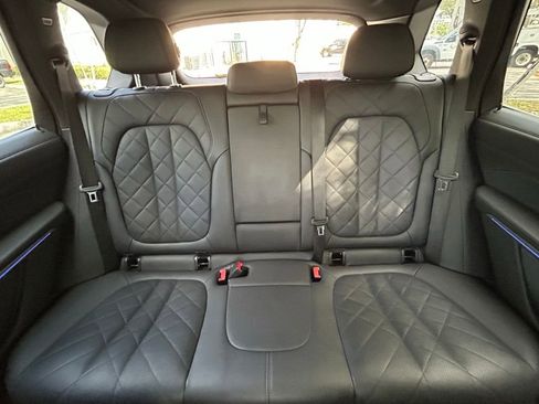 Used 2024 BMW X5 xDrive40i AWD/4WD image 13