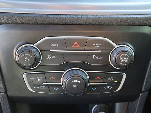 Used 2023 Dodge Charger SXT image 50