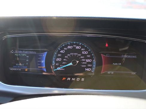 Used 2015 Ford Taurus SEL w/ Equipment Group 201A image 9