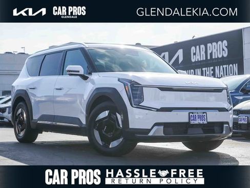 New 2026 Kia EV9 Wind image 1