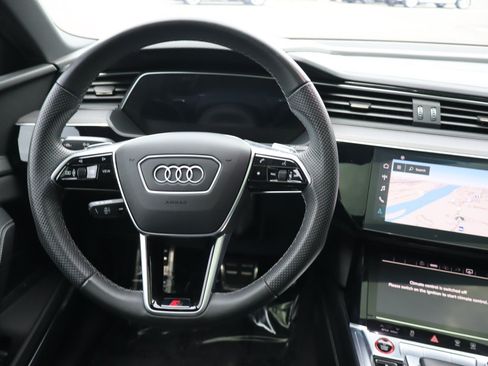 Used 2024 Audi SQ8 e-tron Premium Plus w/ Black Optic Package AWD/4WD image 13