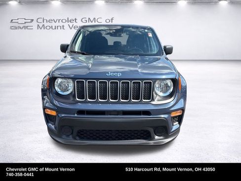 Used 2023 Jeep Renegade Latitude AWD/4WD image 9