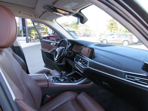 Used 2019 BMW X7 xDrive40i w/ Premium Package image 27