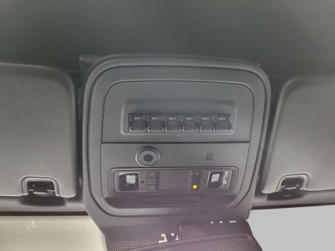 Used 2023 Ford Bronco Black Diamond AWD/4WD image 19
