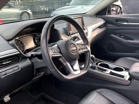 Used 2023 Nissan Altima 2.5 SR image 15