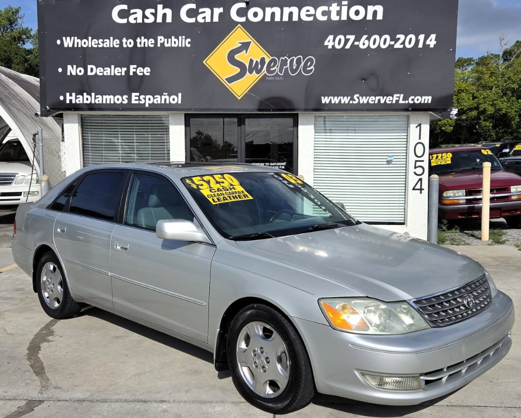 Used 2003 Toyota Avalon XLS FWD image 1