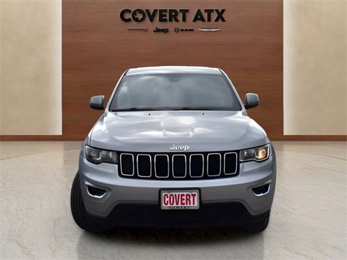 Used 2020 Jeep Grand Cherokee Laredo w/ 18" Wheel & 8.4" Radio Group image 7