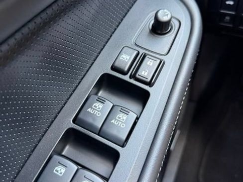 Used 2016 Subaru Legacy 2.5i Limited AWD/4WD image 17