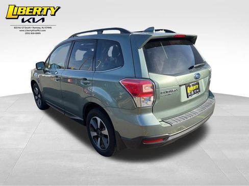 Used 2017 Subaru Forester 2.5i Limited image 5