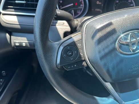 Used 2018 Toyota Camry LE FWD image 22