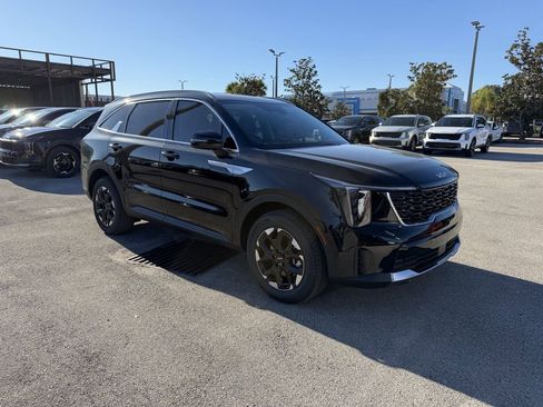 New 2026 Kia Sorento S AWD/4WD image 2