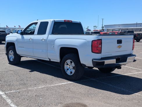 Used 2018 Chevrolet Silverado 1500 LT RWD image 3
