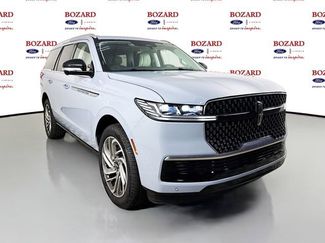 New 2025 Lincoln Navigator Reserve video 1
