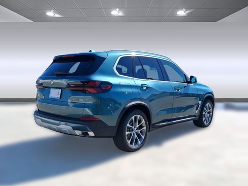 Used 2026 BMW X5 sDrive40i RWD image 9