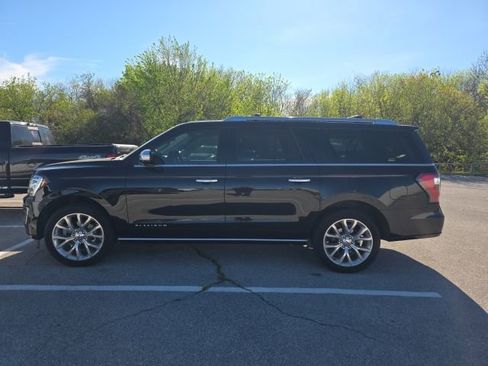 Used 2019 Ford Expedition Max Platinum image 2