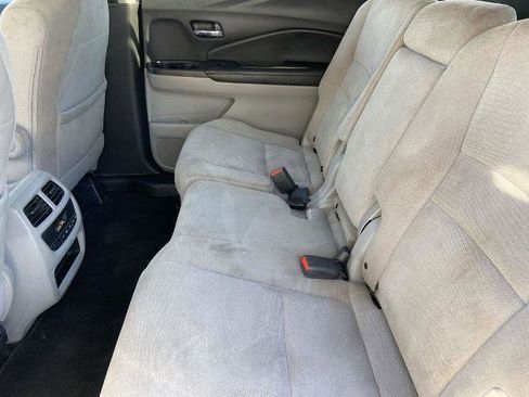 Used 2018 Honda Pilot EX image 18