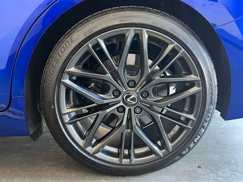 Used 2025 Lexus IS 500 RWD image 10