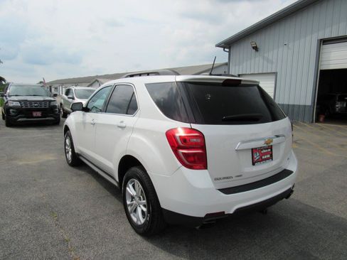 Used 2017 Chevrolet Equinox LT AWD/4WD image 4