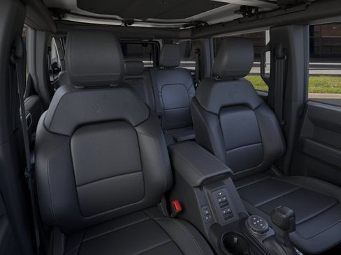 New 2025 Ford Bronco Badlands AWD/4WD image 10